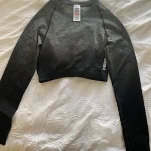Black/Grey Gymshark cropped long sleeve
